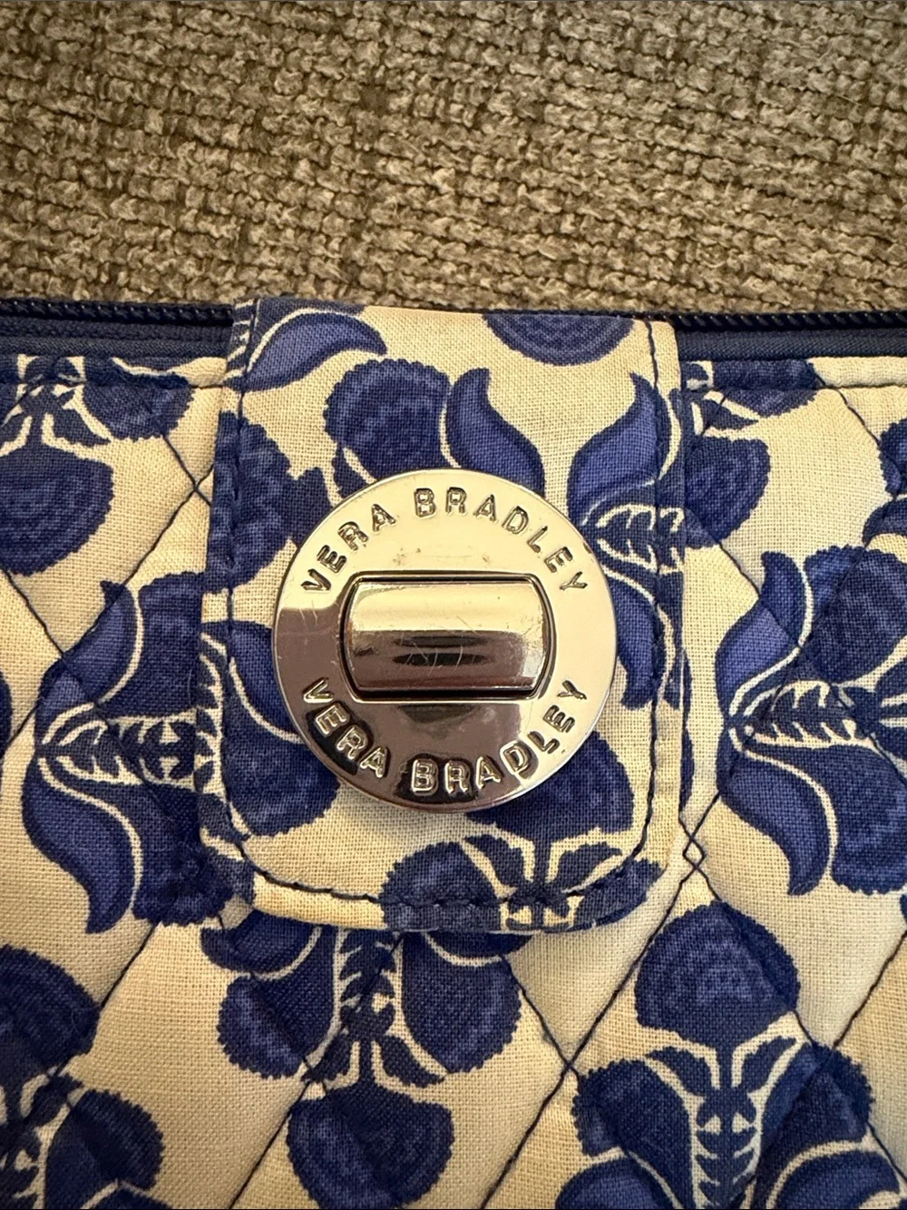 Vera Bradley Blue and Cream Quilted Floral Wallet - Picture 4 of 9